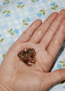 Elegant Gemstone Ring