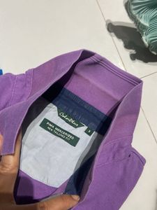 4 Tees / 2 Shirt