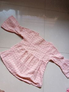 Peach Schiffli Top 💖