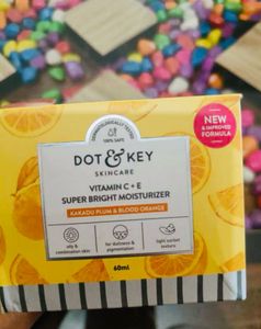 lVitamin C + E Moisturizer for Glowing Skin