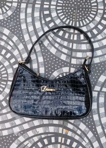 Chic Black Shoulder Bag