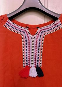 Women Rayon Top With Thread Embroidery Neck