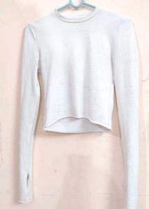 Off White Skinny Fit Crop Top With Thumbhole