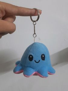 HAPPY OCTOPUS KEYCHAIN