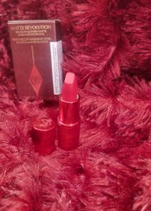 Charlotte Tilbury Hollywood Vixen Lipstick