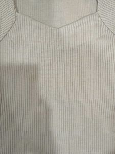 Chemistry Ribbed Sweetheart Neck Top - Size L