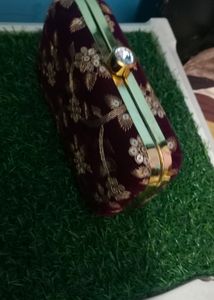 Pretty Hand Bag With Sling