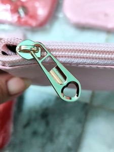 MAC Original Velentine&#39;s Pink Pouch