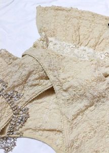 Goldenish cream lace top ✨