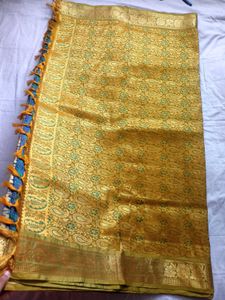 Kanjeevaram Pattu Silk Saree Floral Shining