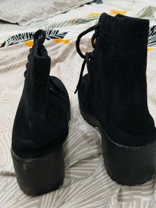 A Black Valvet Boots Wore Only Once