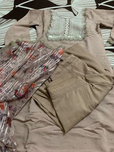 Partywear Suit With Big Adjustable Ring Free