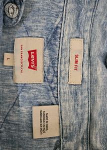 Levi&#39;s Textured DenimStyle Shirt [PRICE NEGOTIABL
