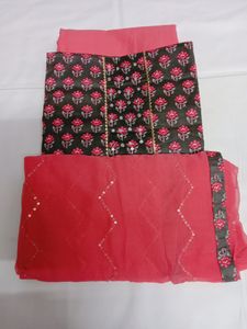 Women&#39;s Unstitched Suit Material
