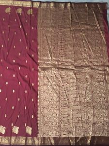 Maroon &amp; Gold Border