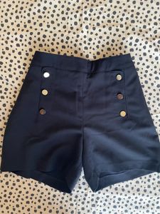 H&amp;M 💙Navy Sailor Style Shorts