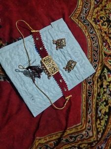 Elegant Maroon Choker Set