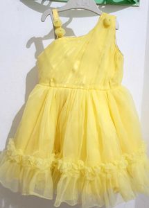 Yellow One-Shoulder Tulle Dress