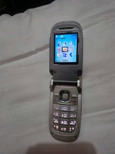 Nokia Flip 2760