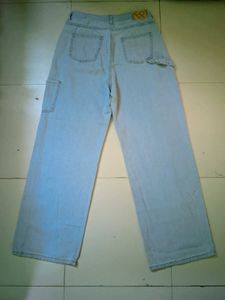 ✨ Light-Wash Utility Cargo Jeans – Stretch Fit 26-