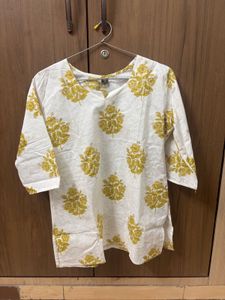 Floral Print Short Kurti