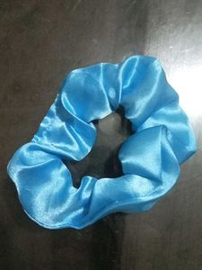 Combo ( Daycream+Lipbalm+Scrunchie)