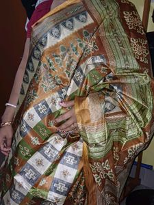 Elegant Patterned Saree