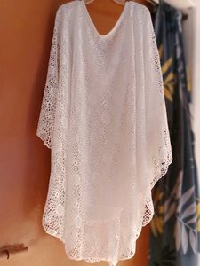 White Boxy Top With Lagging