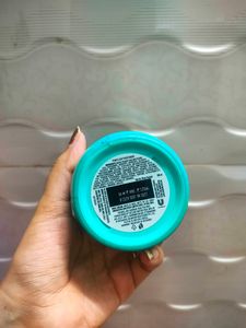 Ponds Light Weight Moisturizer 200ml