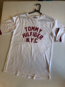 Tommy Hilfiger NYC T-shirt Medium