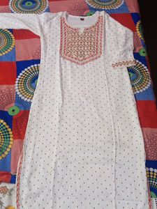 Embroidered White Kurta