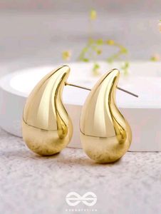 Gold Teardrop Earrings