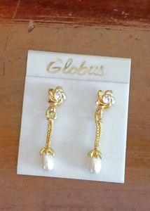 Drop Earrings with Pearl