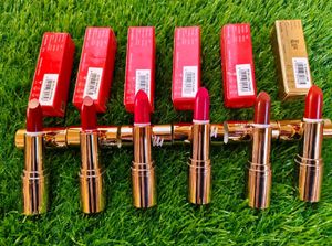 Myglamm Treasure It Suede Matte Lipstick