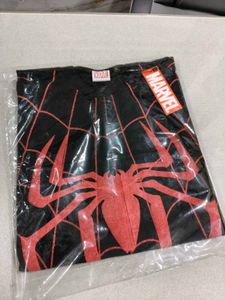 Marvel Oversized Down Shoulder Spider-Man!