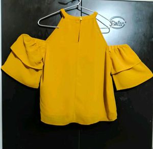 Chic Yellow Cold Shoulder Top