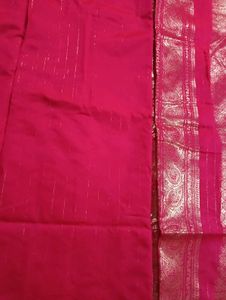 Dark Pink Dola Silk Saree With Blouse Piece