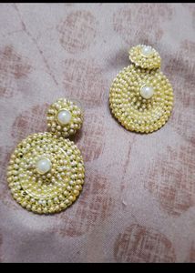 White Pearl Necklace And Earrings Set