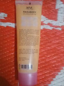 Face And Body Cleaning Scrub Gel