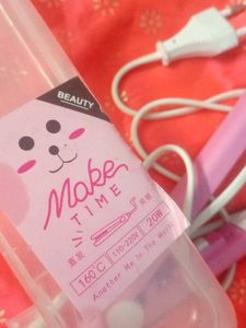 Cute &#34;Make Time&#34; Mini Hair Straightener