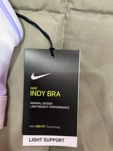 NIKEWomen Sports Lightly Padded Bra (Purple)