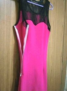 Hot pink bodycon one piece with lagging