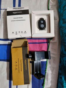 Bluetooth Remote &amp; Tripod Mobile Holder Combo