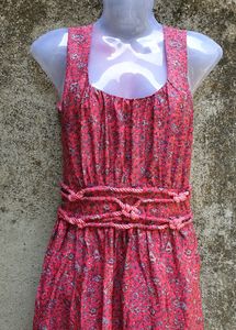 CE. CUTE ROSE FROCK