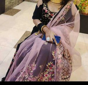 I&#39;m Selling A Gorgeous Lehenga