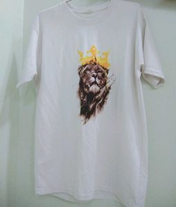 MENS ROUND NECK LION LOGO PRINT WHITE TSHIRT