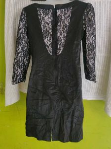 Elegant Black Lace Party Dress