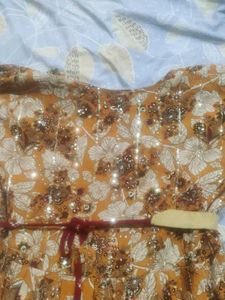 Elegant Embellished Floral Kurta