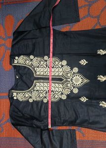 Embroidered Chickenkari Kurti
