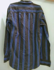 MENS VHERTICAL STRIPLINE SHIRT